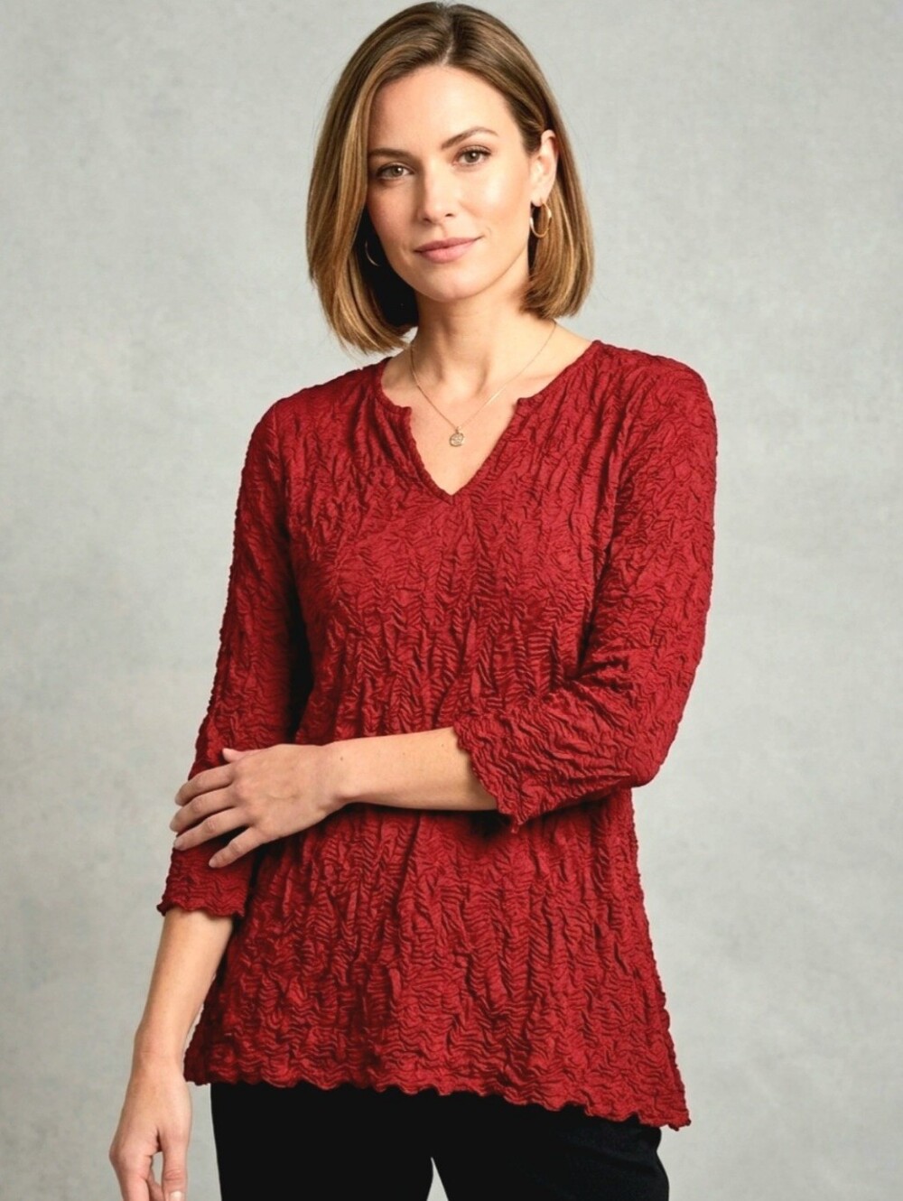 Sno Skins Dreamcatcher Crinkle Mesh Tunic Top In Crimson Size S